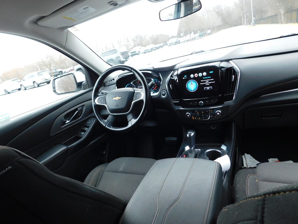 Thumbnail: 2019 Chevrolet Traverse - 3