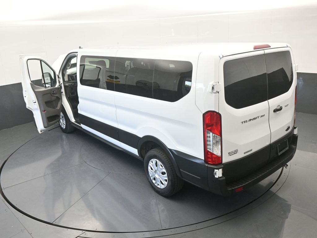 Used 2023 Oxford White Ford XLT image 61
