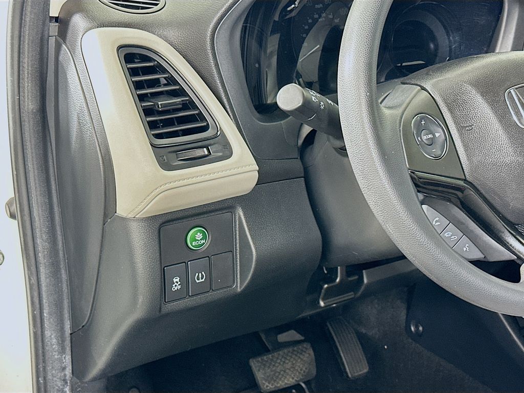 2018 Honda HR-V LX 10