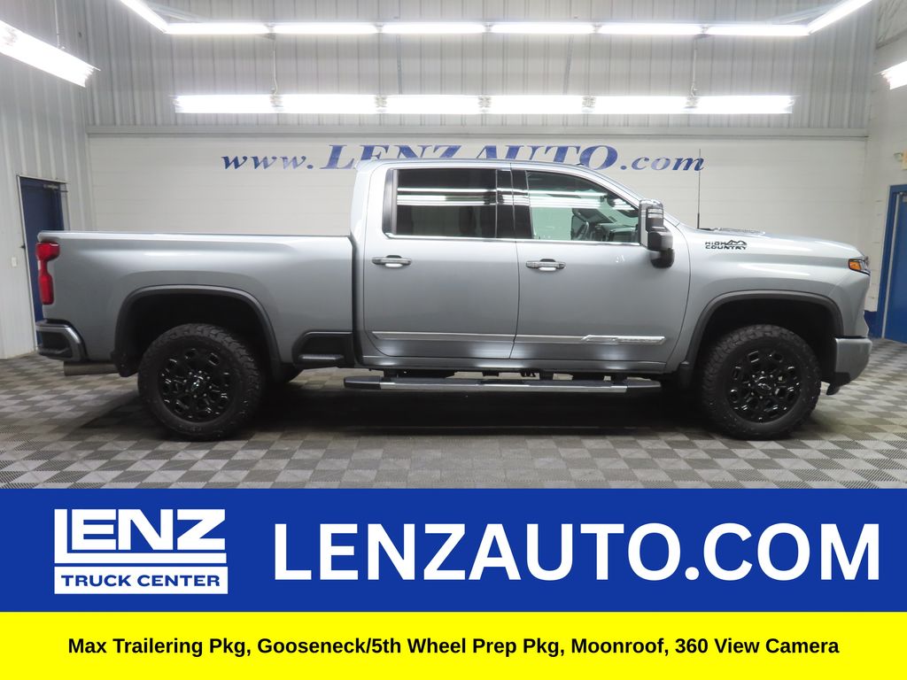 Sterling Gray Metallic 2024 Chevrolet Silverado 2500HD High Country Crew Cab 4WD Pickup Truck Four-Wheel Drive Automatic