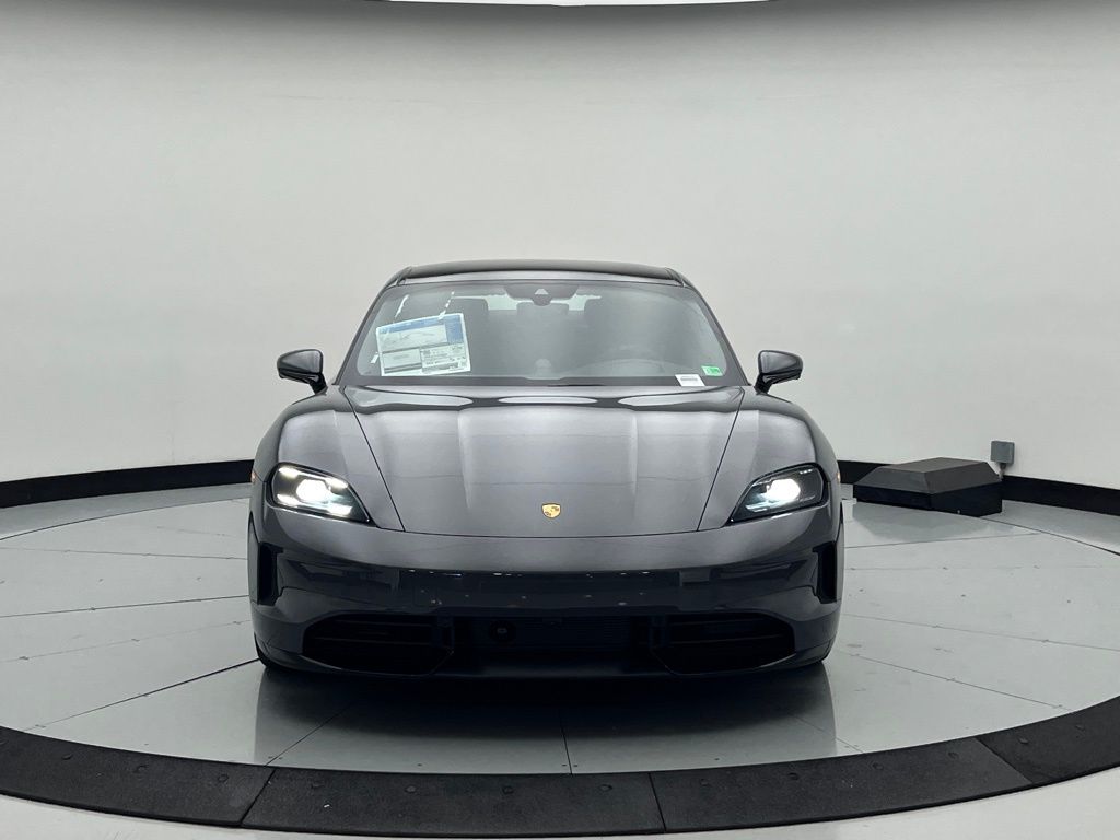 Thumbnail: 2025 Porsche Taycan - 6