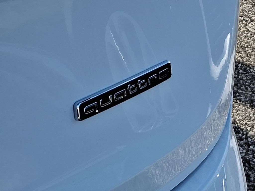 Thumbnail: 2026 Audi Q7 - 12