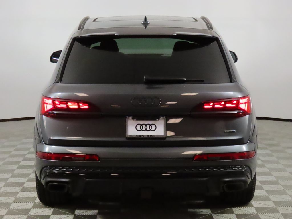 Thumbnail: 2026 Audi Q7 - 4