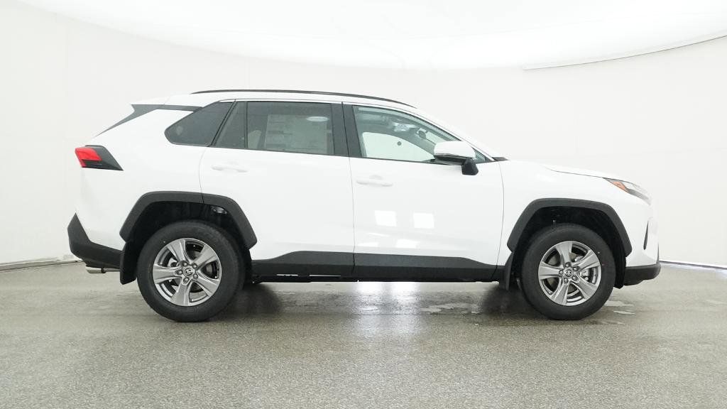 Thumbnail: 2025 Toyota RAV4 - 16