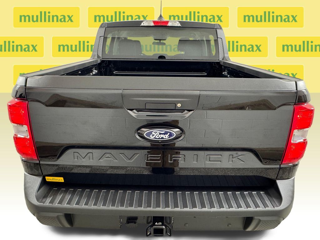 New 2026 Black Ford XLT image 18