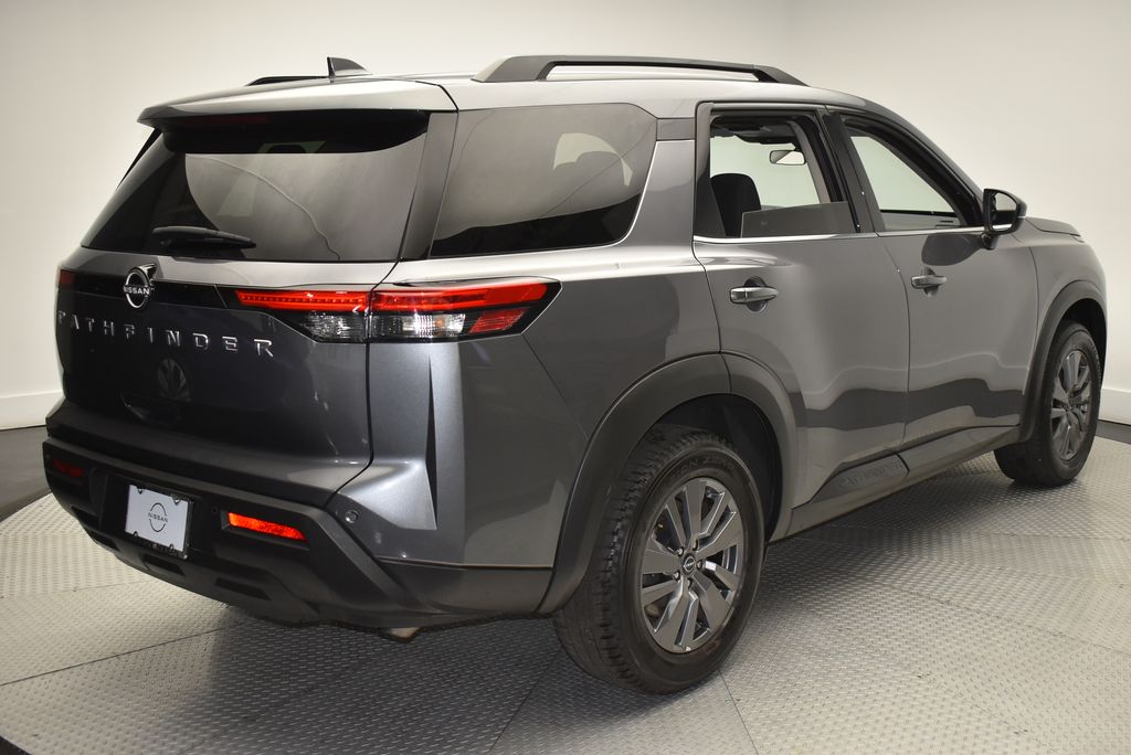 Thumbnail: 2025 Nissan Pathfinder - 5