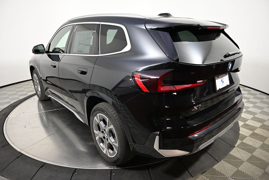 2025 BMW X1 xDrive28i 3