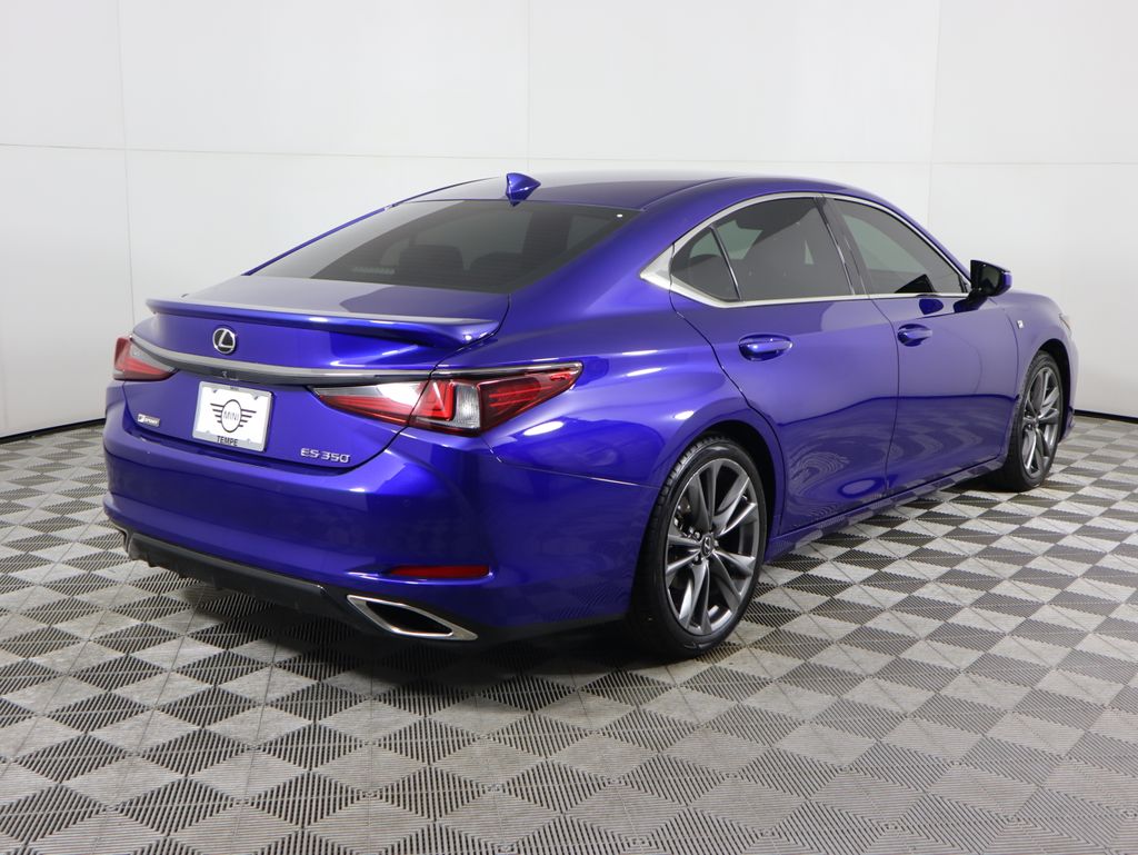 Thumbnail: 2019 Lexus ES - 5