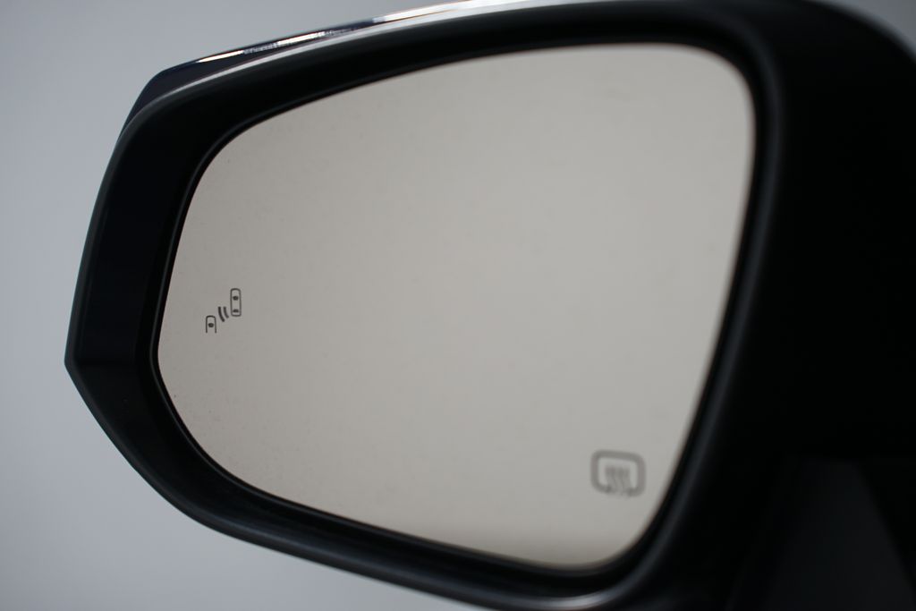 Thumbnail: 2024 Toyota Highlander - 26