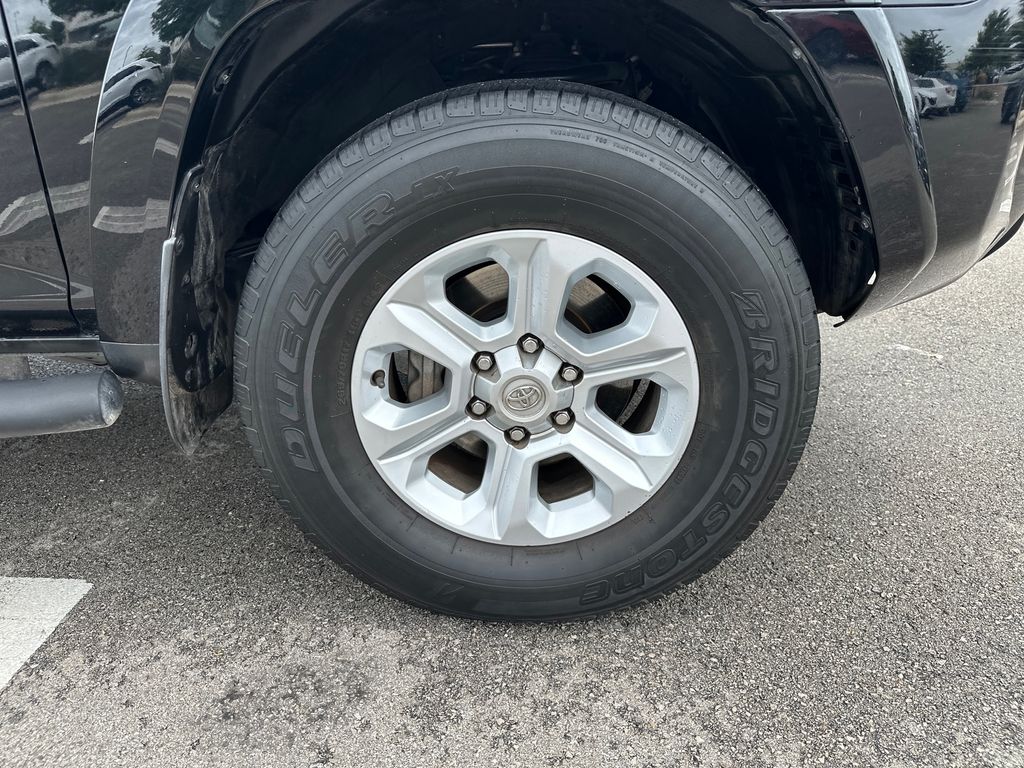 Used Car 2018 Toyota 4runner  Sr5 Premium For Sale Under $30,000 In Austin, Texas