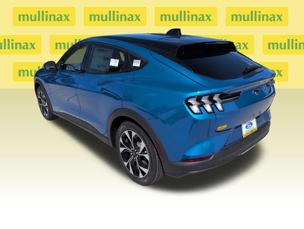 New 2026 Blue Ford Select image 9