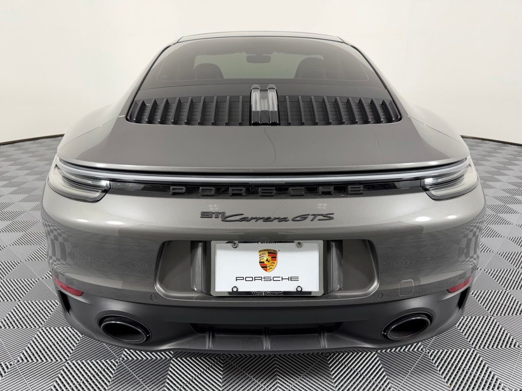 Thumbnail: 2024 Porsche 911 - 13