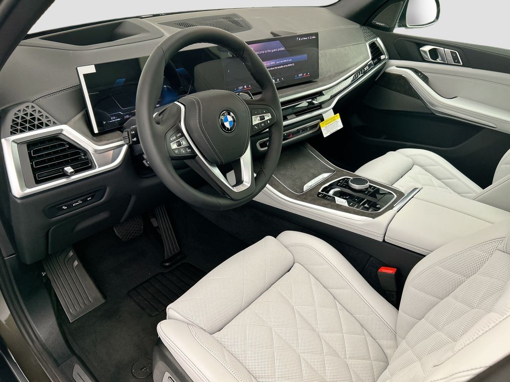 Thumbnail: 2026 BMW X5 - 9