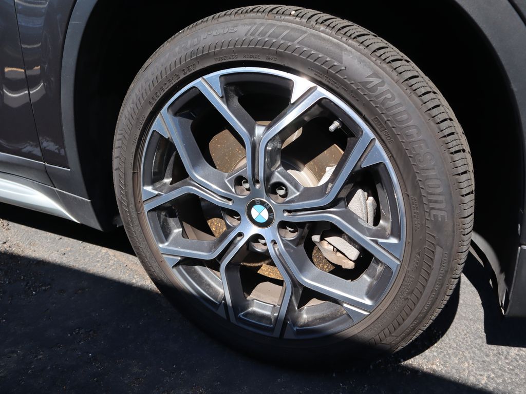 2021 BMW X1 sDrive28i 18