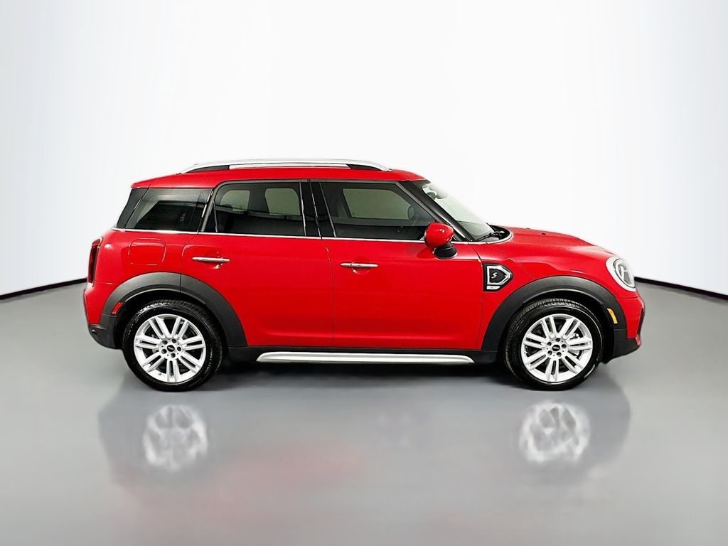 2024 MINI Cooper Countryman Signature 4