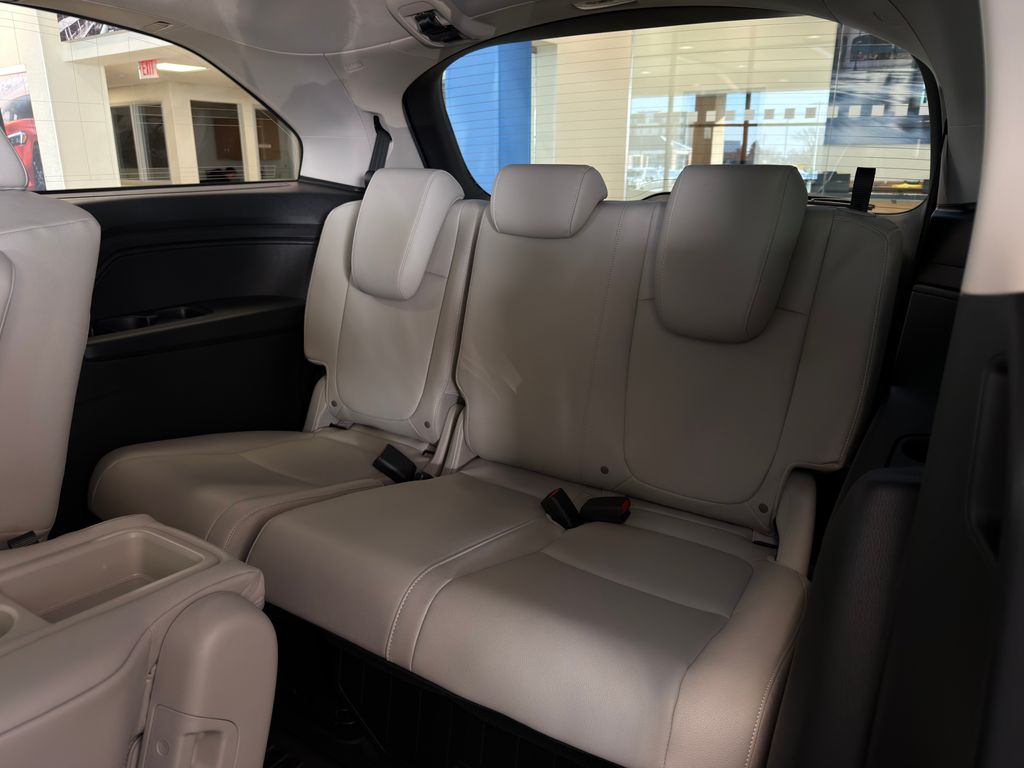 Thumbnail: 2026 Honda Odyssey - 22