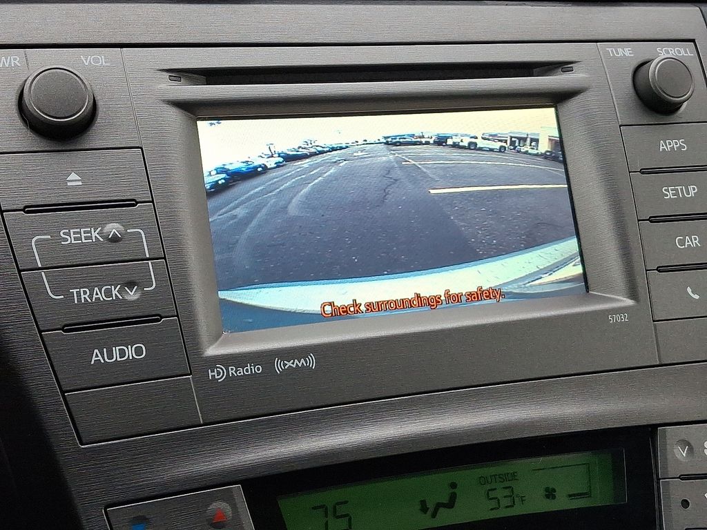 Thumbnail: 2014 Toyota Prius - 17