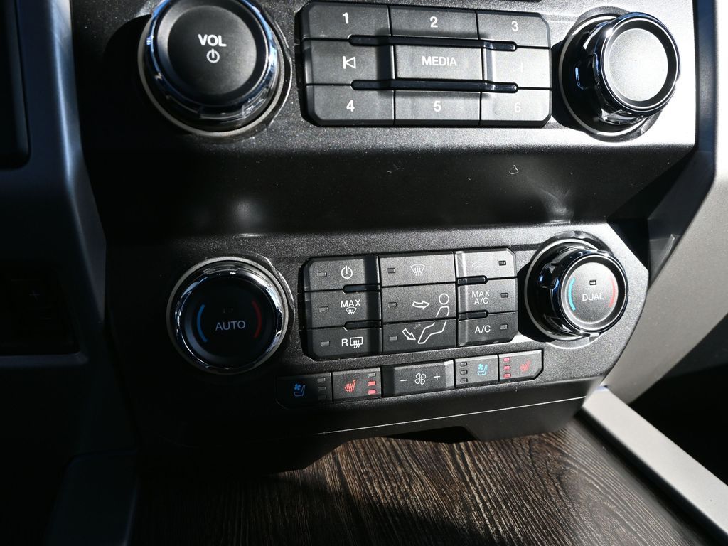 2020 Ford F-250 Super Duty LARIAT