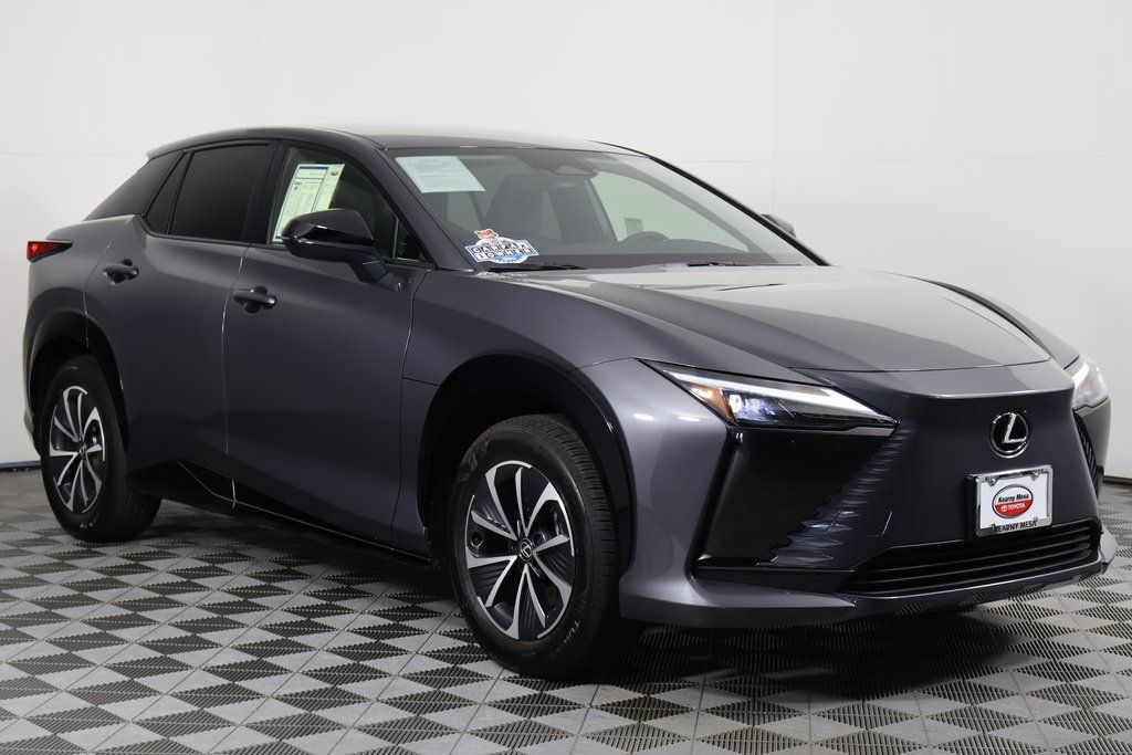 Thumbnail: 2025 Lexus RZ - 3