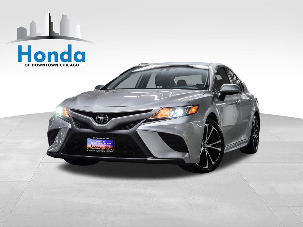 2018 Toyota Camry SE