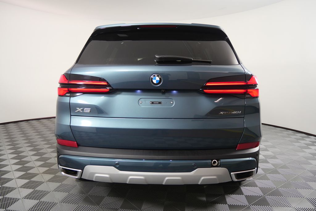 Thumbnail: 2026 BMW X5 - 4
