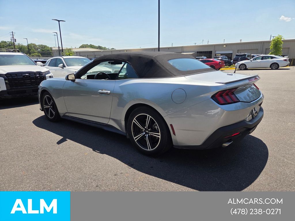 Used 2025 Silver Ford EcoBoost Premium image 8