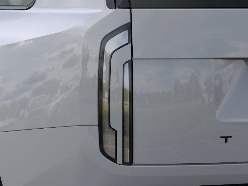 New 2027 Gray Kia X-Line SX image 11