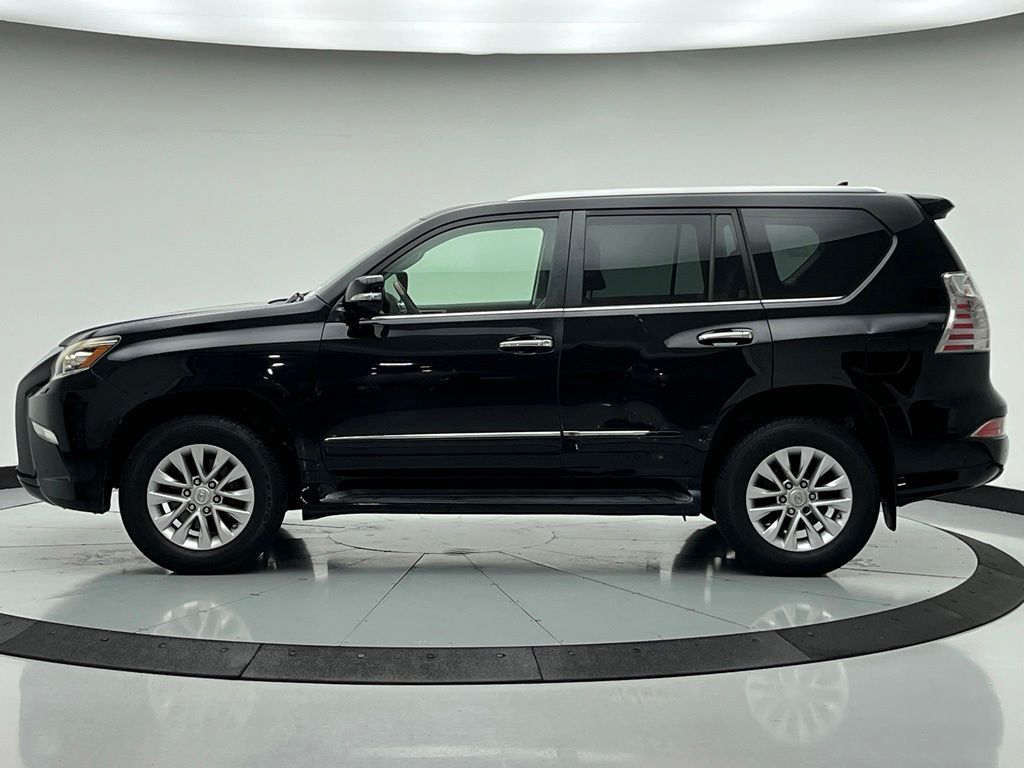 Thumbnail: 2015 Lexus GX - 8