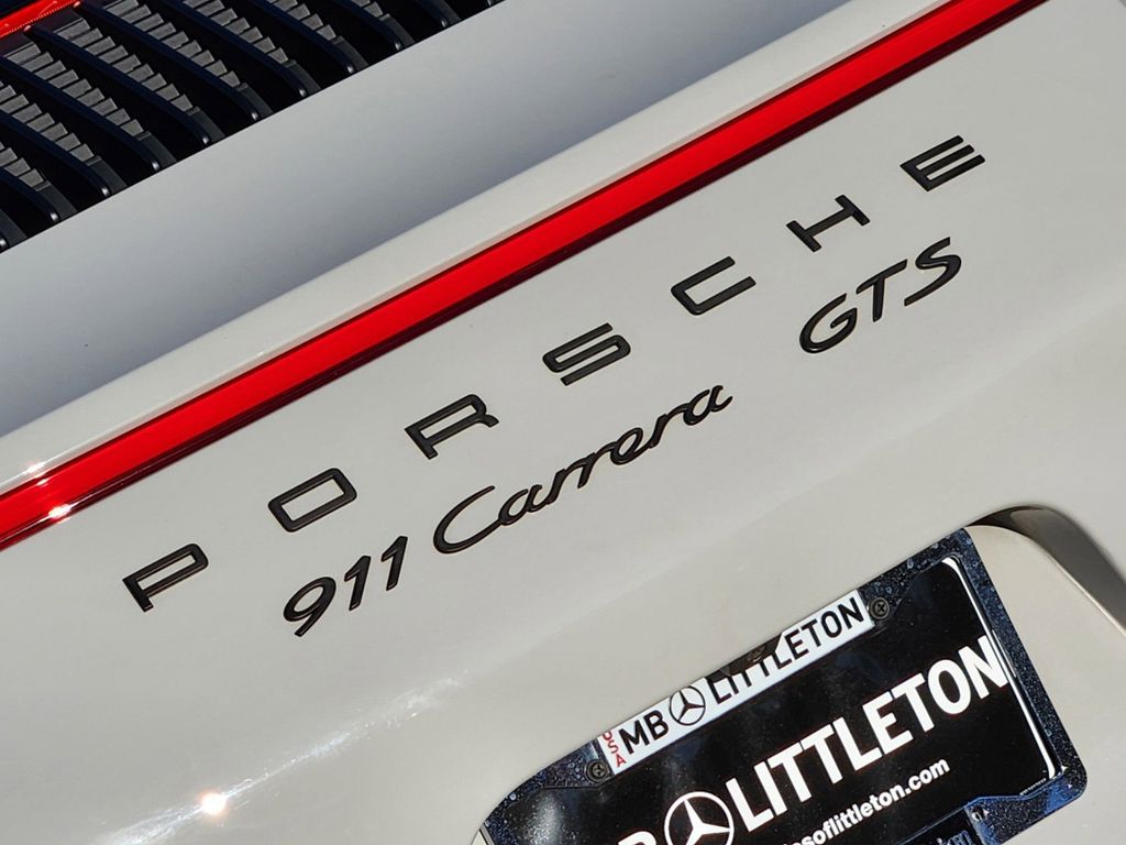 2019 Porsche 911 Carrera 4 GTS 12