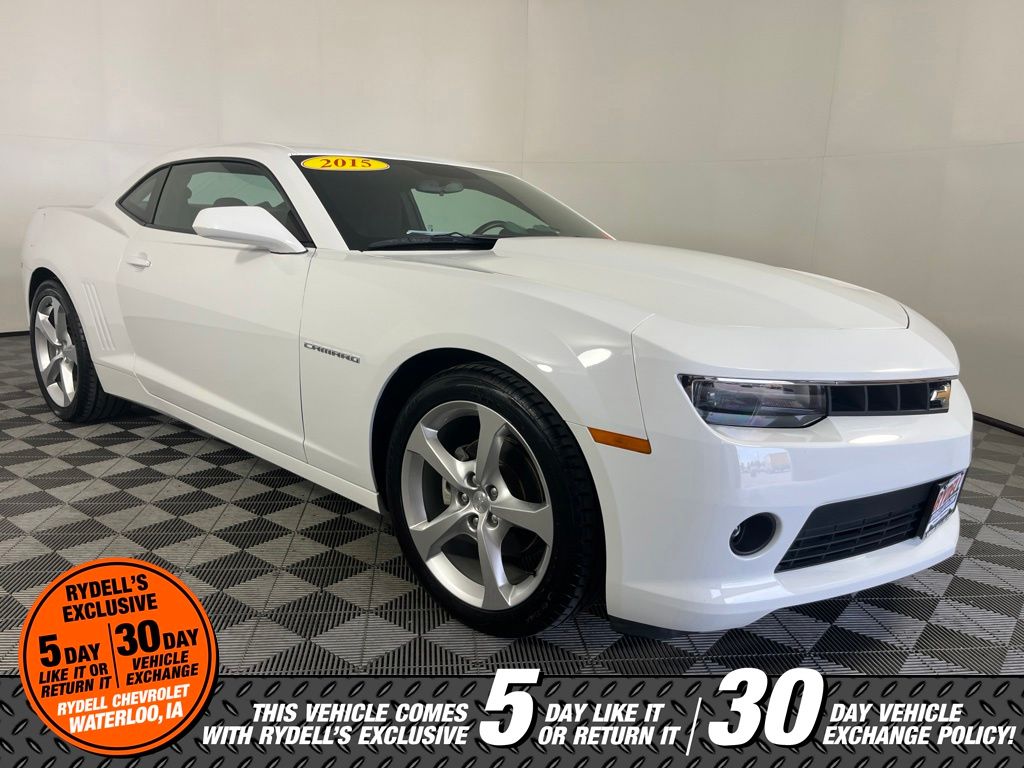 Summit White 2015 Chevrolet Camaro Coupe Rear-Wheel Drive 6-Speed Manual
