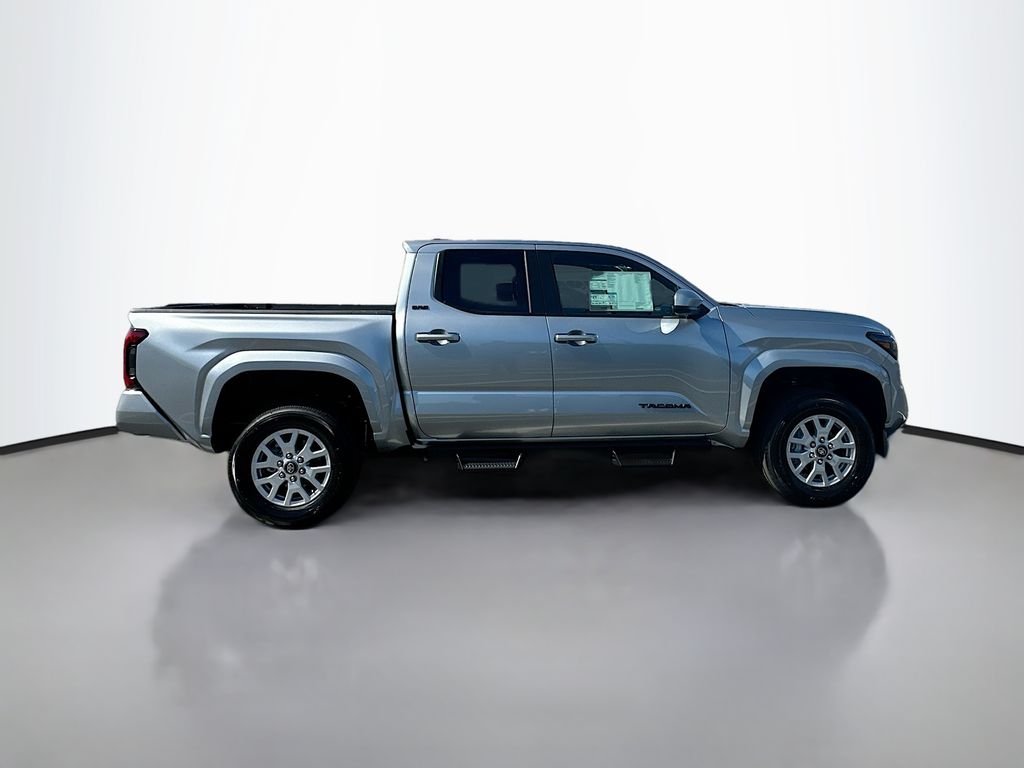 2025 Toyota Tacoma SR5 4