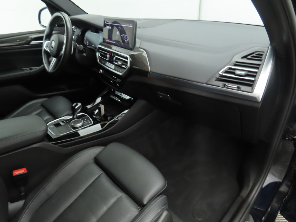 Thumbnail: 2023 BMW X3 - 16