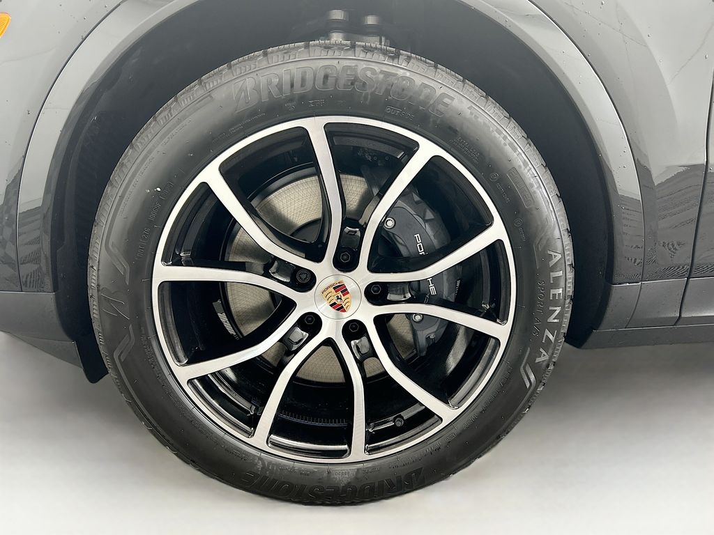 Thumbnail: 2026 Porsche  - 31