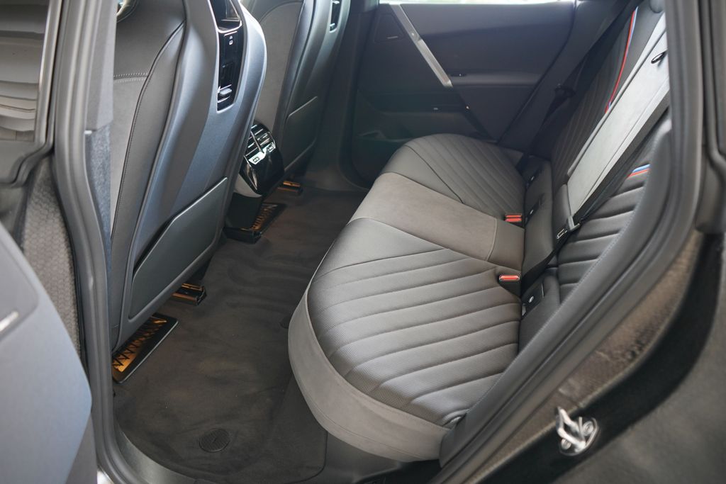 Thumbnail: 2026 BMW iX - 20