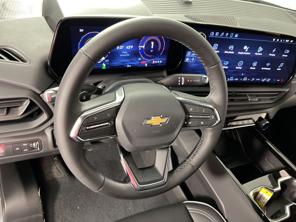 2025 Chevrolet Silverado EV  27