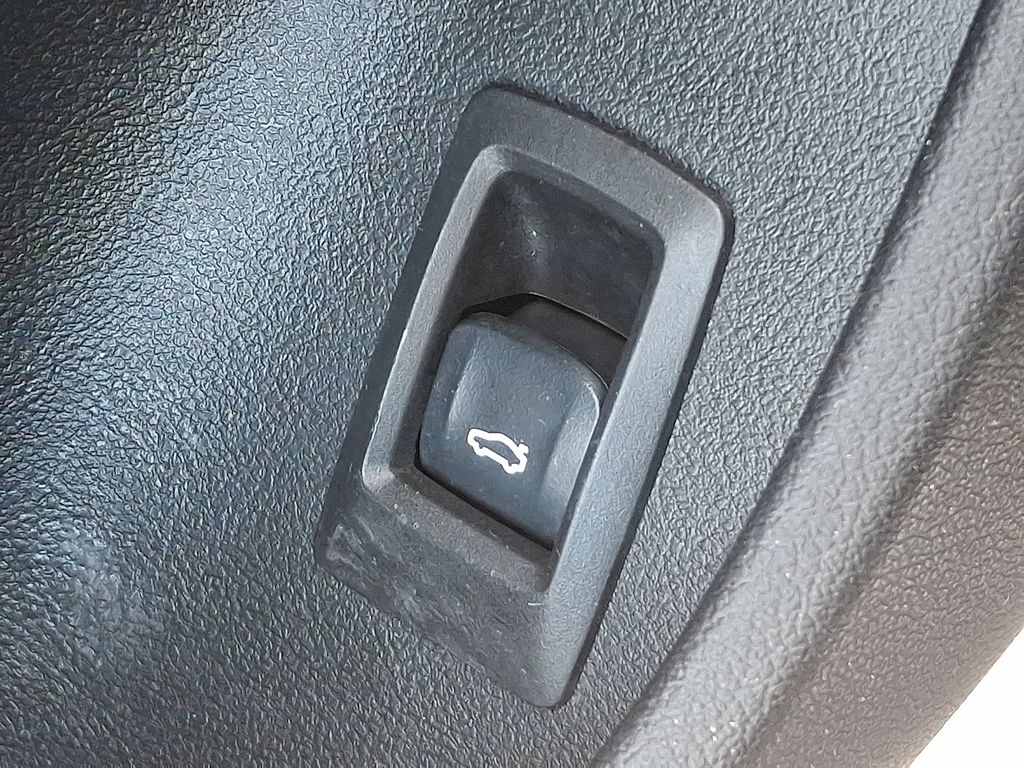 Thumbnail: 2024 BMW 4 Series - 27