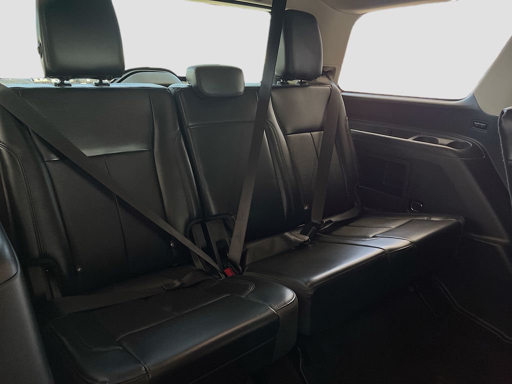 Used 2023 Black Ford XLT image 29