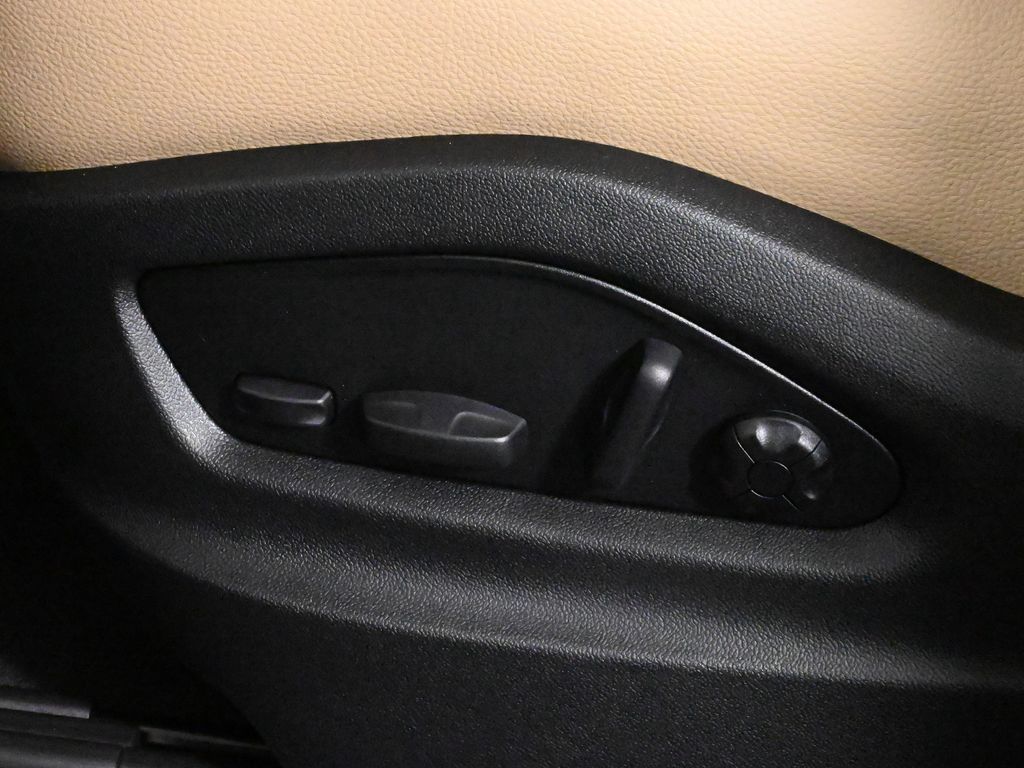 Thumbnail: 2026 Porsche Cayenne - 29