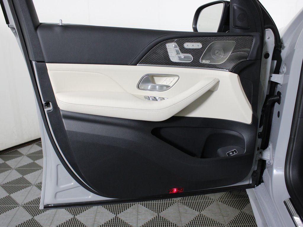 used 2026 Mercedes-Benz GLE car, priced at $89,532