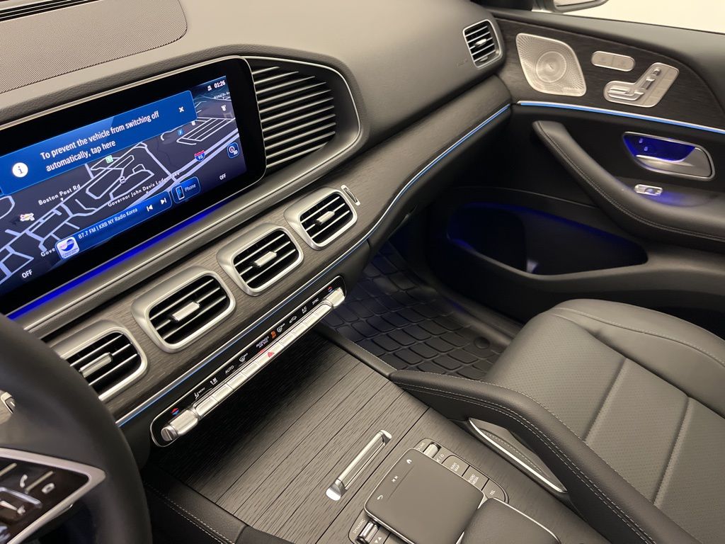 Thumbnail: 2026 Mercedes-Benz GLE - 21
