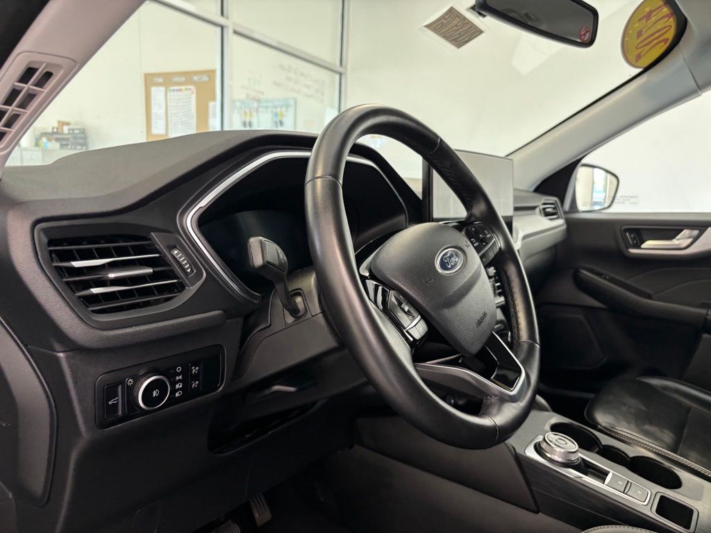 Used 2024 Ford Escape SUV