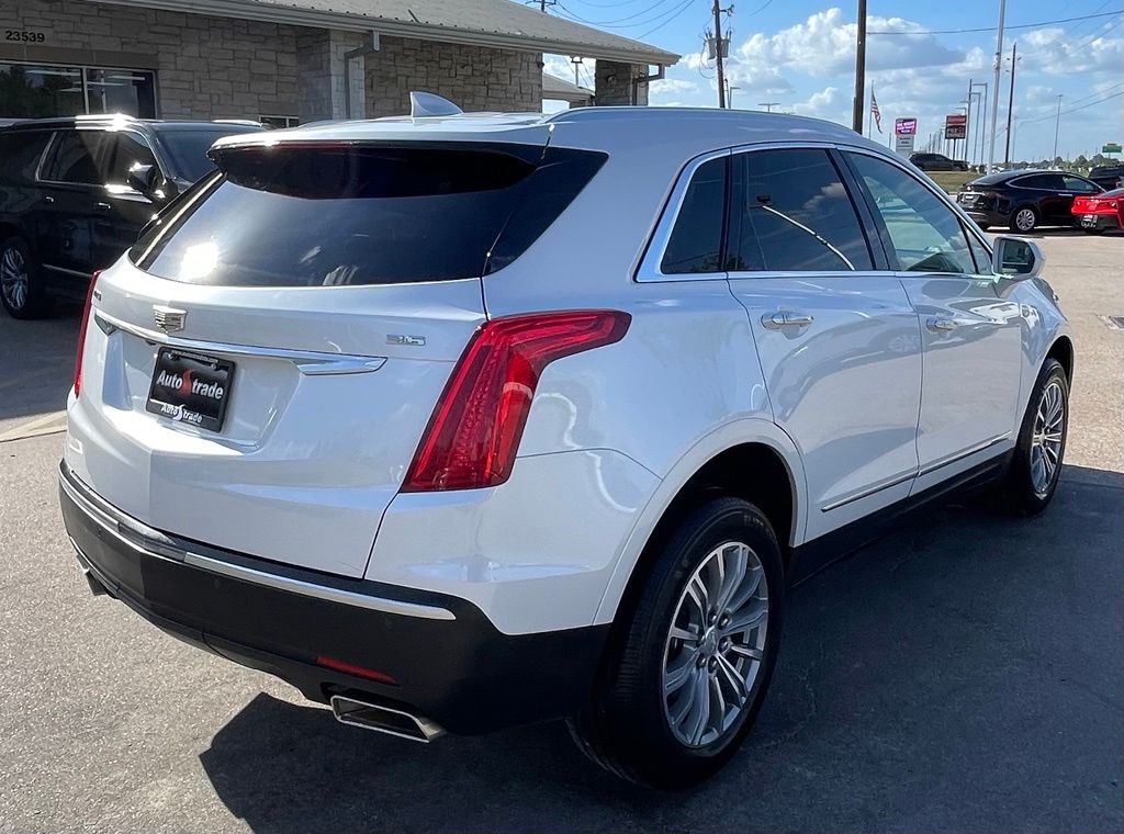 2019 Cadillac XT5 Luxury White at Cook Ford