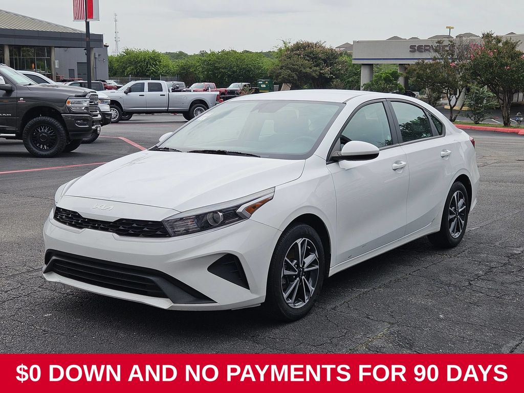 2024 Kia Forte LXS FWD