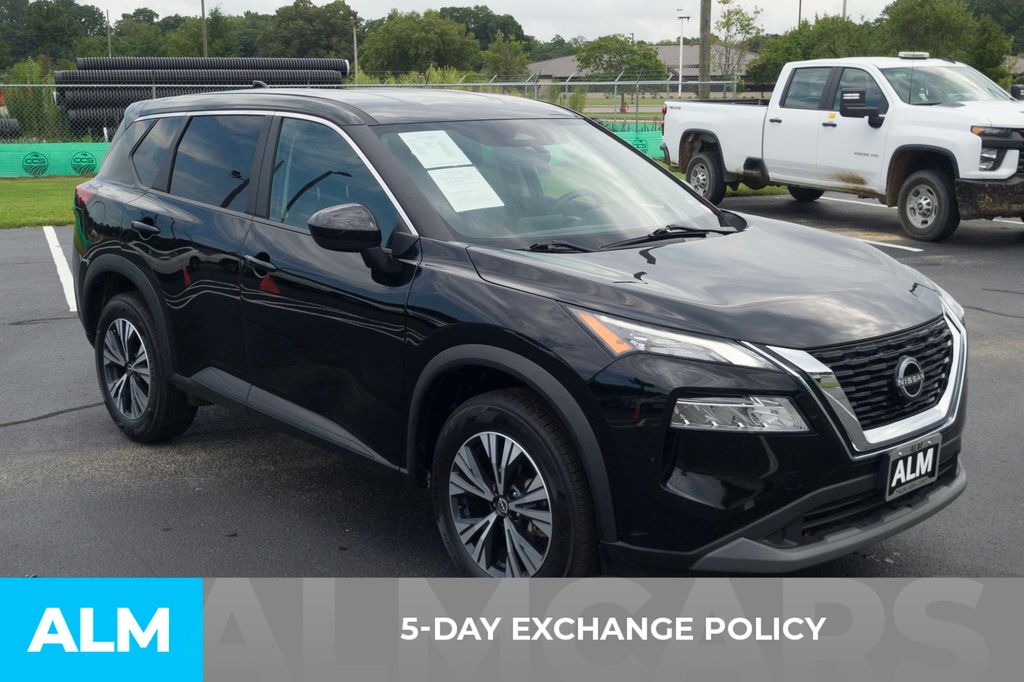 2023 Nissan Rogue SV photo 2