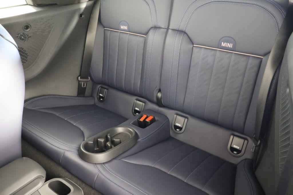 Thumbnail: 2026 MINI Cooper - 6