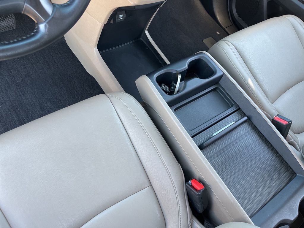 Thumbnail: 2018 Honda Odyssey - 20