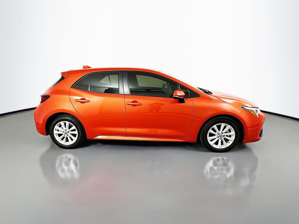 2023 Toyota Corolla SE 4