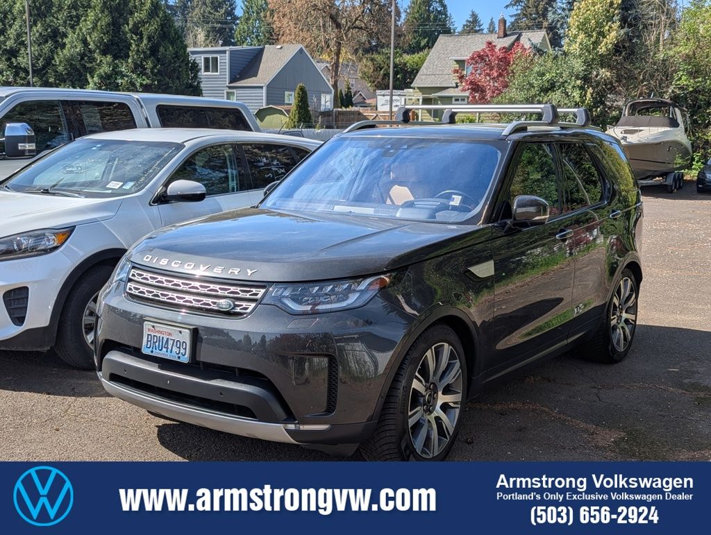 Gray 2017 Land Rover Discovery HSE Luxury Td6 AWD SUV / Crossover All-Wheel Drive 8-Speed Automatic