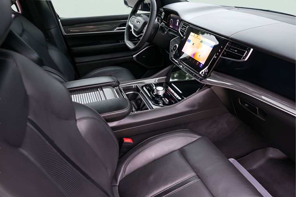 Used Car 2022 Jeep Wagoneer  Series Iii For Sale Under $50,000 In Austin, Texas