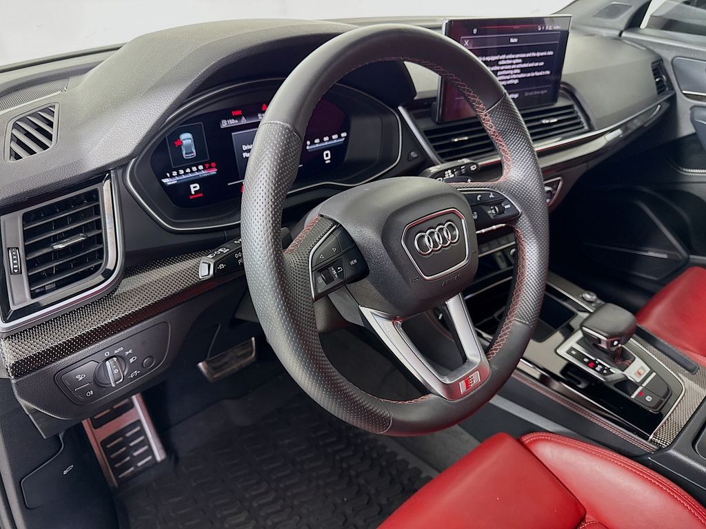 Thumbnail: 2022 Audi SQ5 - 9
